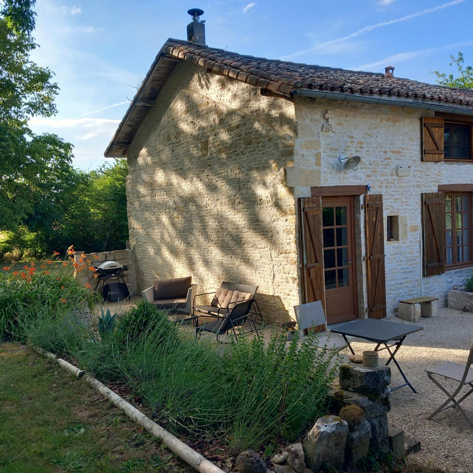 La Petite Bellarderie Villa Champniers  ภายนอก รูปภาพ